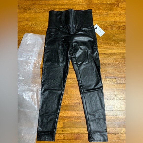 Waist Shape Black Faux Leather Leggings - Picture 2 of 6